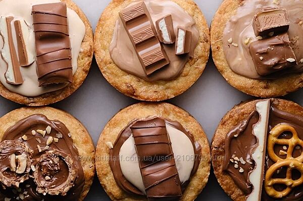  Сборник печенья Nyc Style Cookies  Crumbl Style Cookies 2025 А. Воронова
