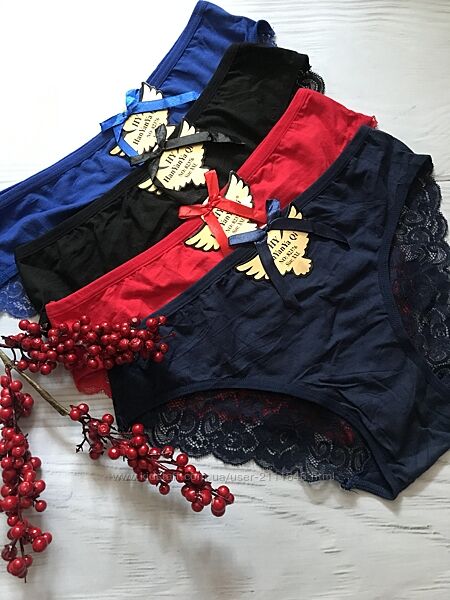 Бавовняні трусики з мереживом