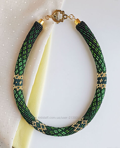 Прикраса із бісеру джгут-кольє Смарагдові чари