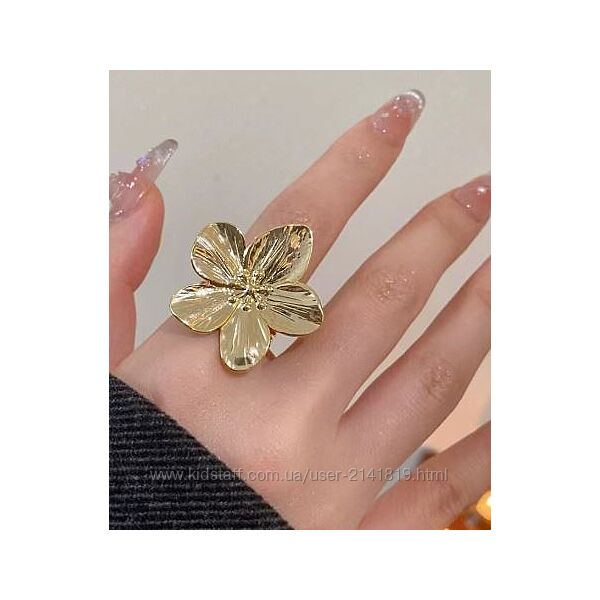 Модное крупное кольцо цветок медсталь, безразмерное колечко в виде цветка
