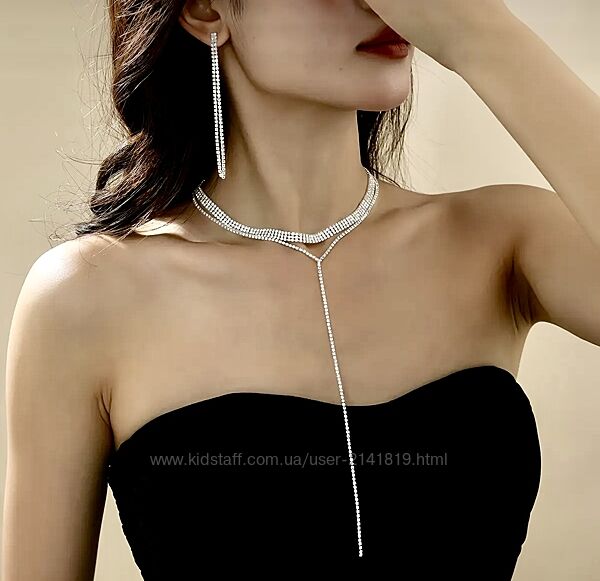 Женский набор бижутерии чокер-колье и серьги стразы, серебристый комплект