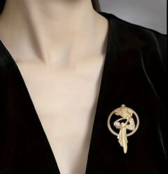 Нежная элегантная брошь девушка с жемчугом, брошь в винтажном стиле