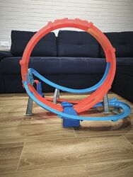 Трек Hot Wheels Action Гигантская петля Сумасшедшие столкновения Хот Уилс