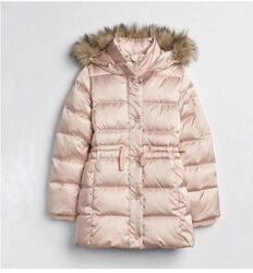 пуховик GAP для девочки. состояние нового