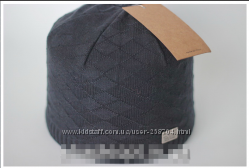 Шапки брендовые . 50-55 см.