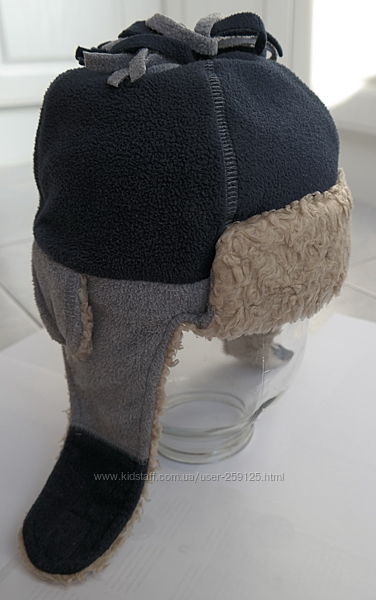 Зимняя шапка Gap на 4-5 л.