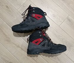 Спортивні трекінгові черевики Seven Summits