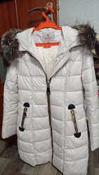 Жіночий пуховик