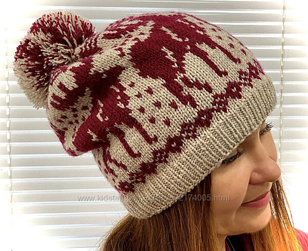 Модная зимняя шапка Кевина с орнаментом Олени. Ручная вязка