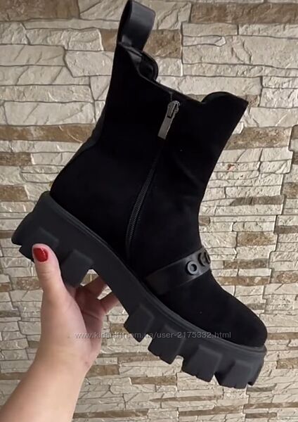 Ботінки жіночі