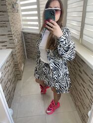 Костюм жіночий 