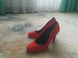 Изящные красные туфли Minelli, 35