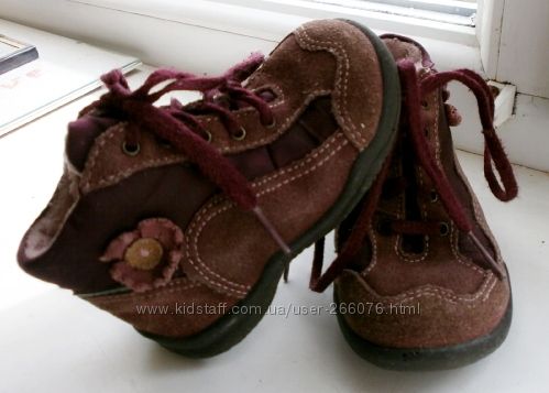 детские бу обувочки разные