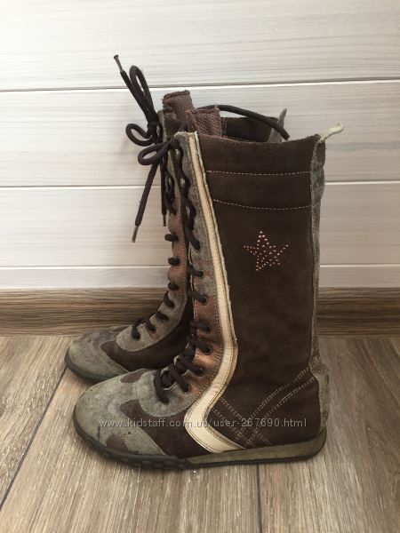 Продам деми сапожки ips