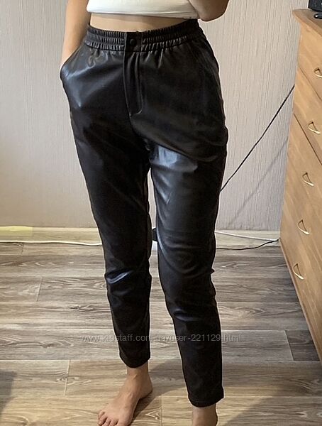 штани із Еко-шіри Reserved 36р