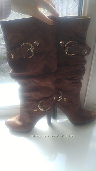 Продам Демесезонные сапоги