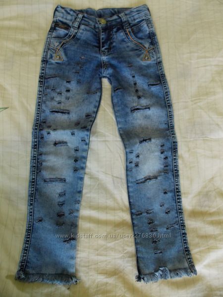 Модные джинсы-рванки на рост 116-128см