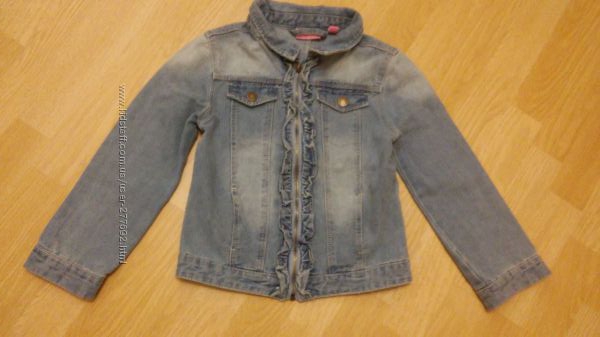 джинсовая куртка 122-128 как новая