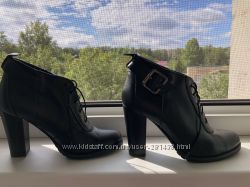 Кожаные ботильоны 