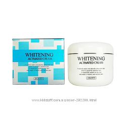 Осветляющий крем Jigott Whitening Activated Cream