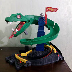 Продам трек Hot wheels змія