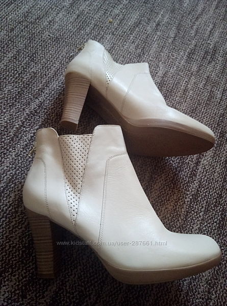 Новые кожаные сапожки